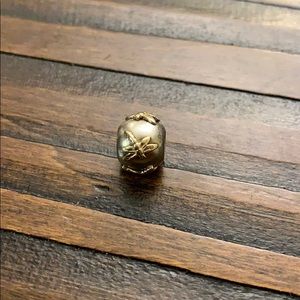 Rare discontinued pandora dragonfly charm